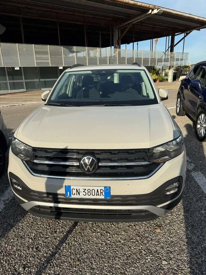 Photo 1 : Volkswagen T-cross 2023 Essence