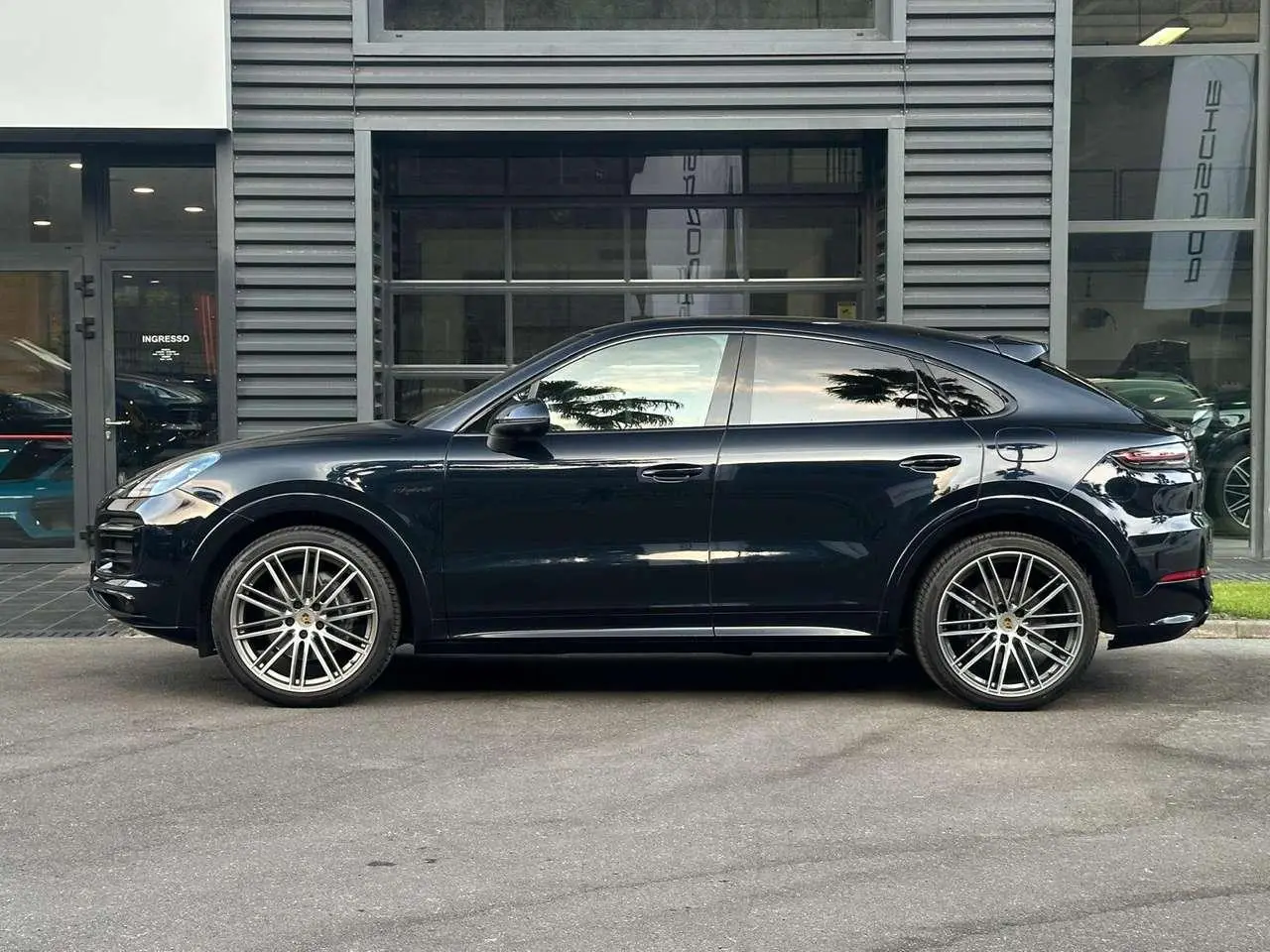 Photo 1 : Porsche Cayenne 2019 Hybride