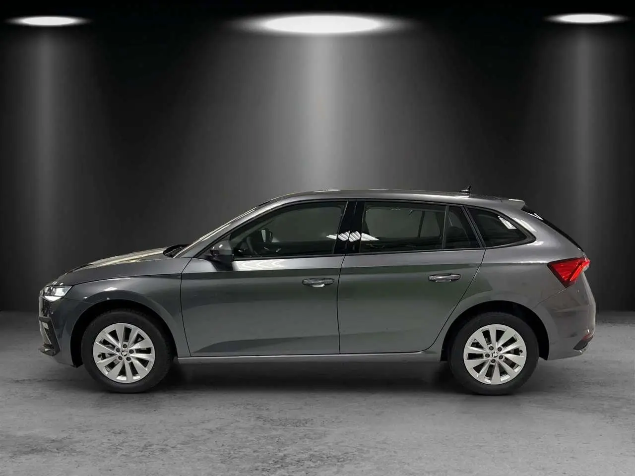 Photo 1 : Skoda Scala 2024 Petrol