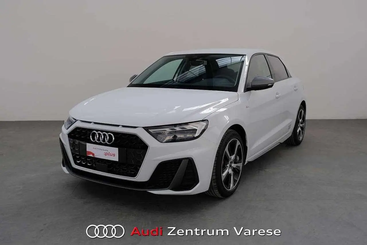 Photo 1 : Audi A1 2023 Petrol