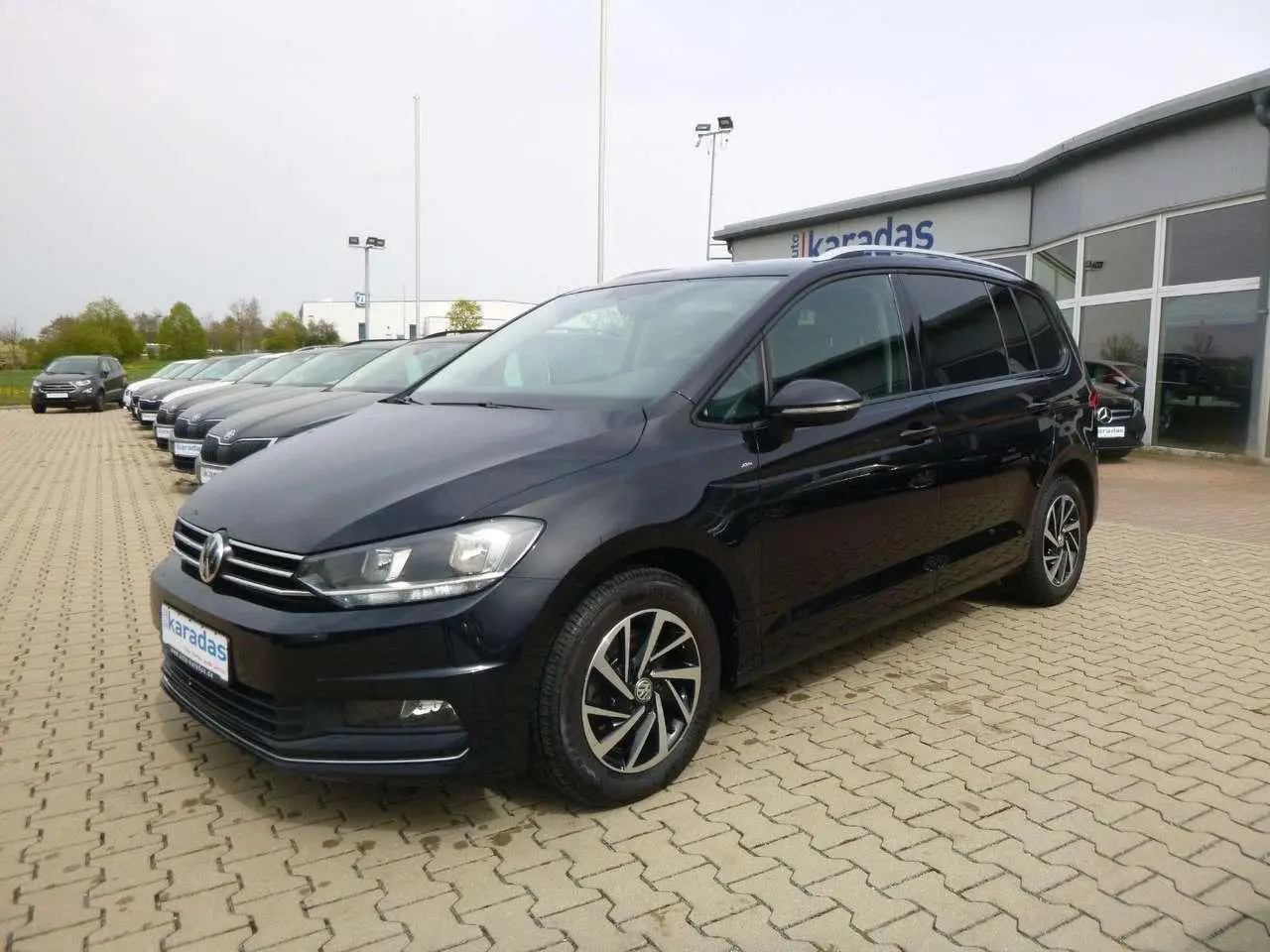 Photo 1 : Volkswagen Touran 2019 Petrol