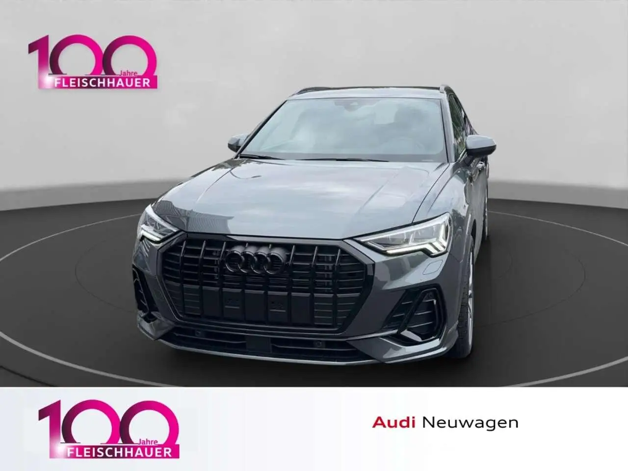 Photo 1 : Audi Q3 2024 Essence