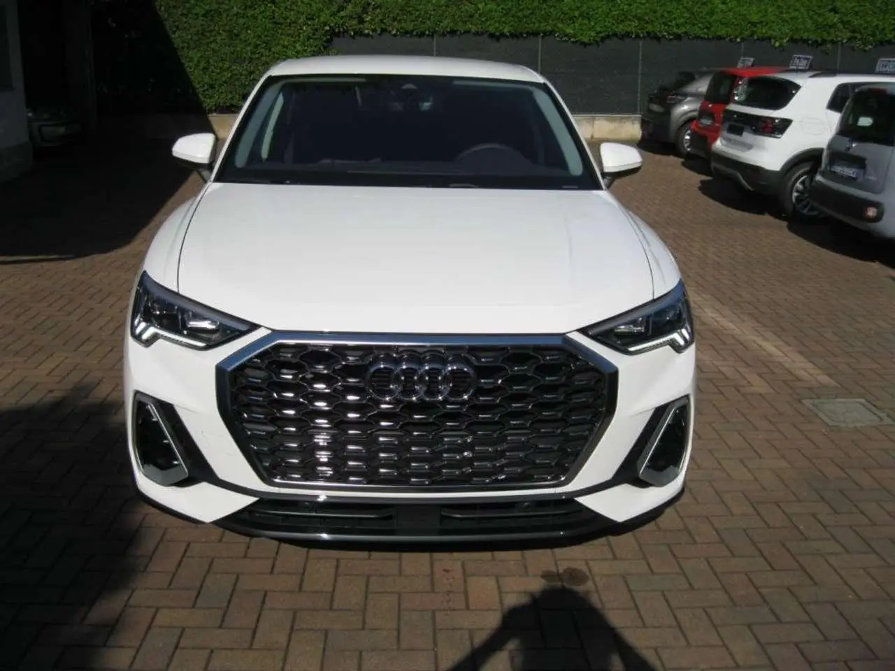 Photo 1 : Audi Q3 2021 Hybrid