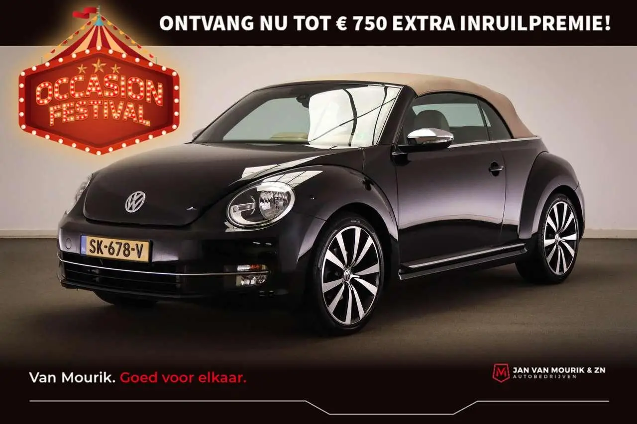 Photo 1 : Volkswagen Beetle 2015 Petrol