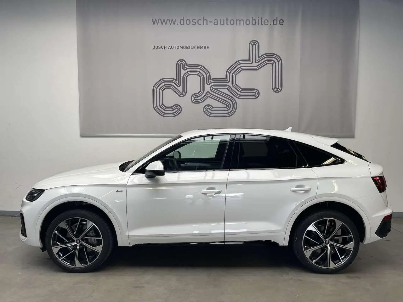 Photo 1 : Audi Q5 2023 Diesel