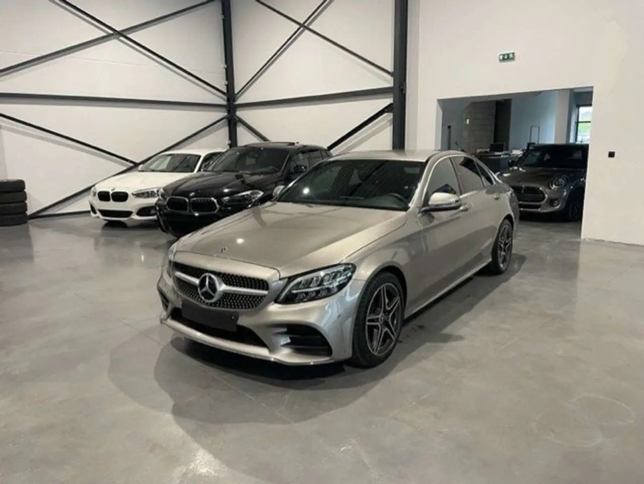 Photo 1 : Mercedes-benz Classe C 2019 Petrol