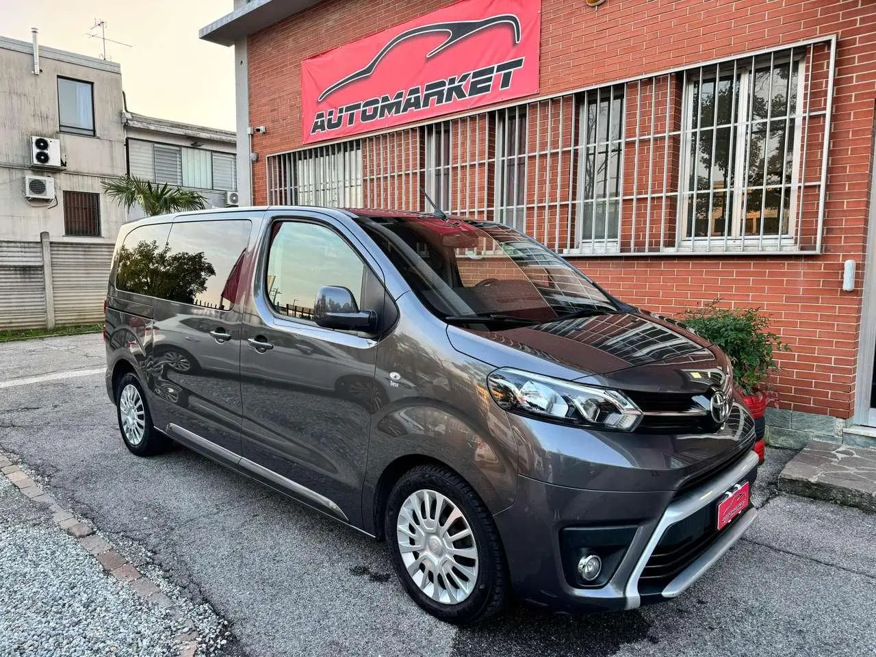 Photo 1 : Toyota Proace 2018 Diesel