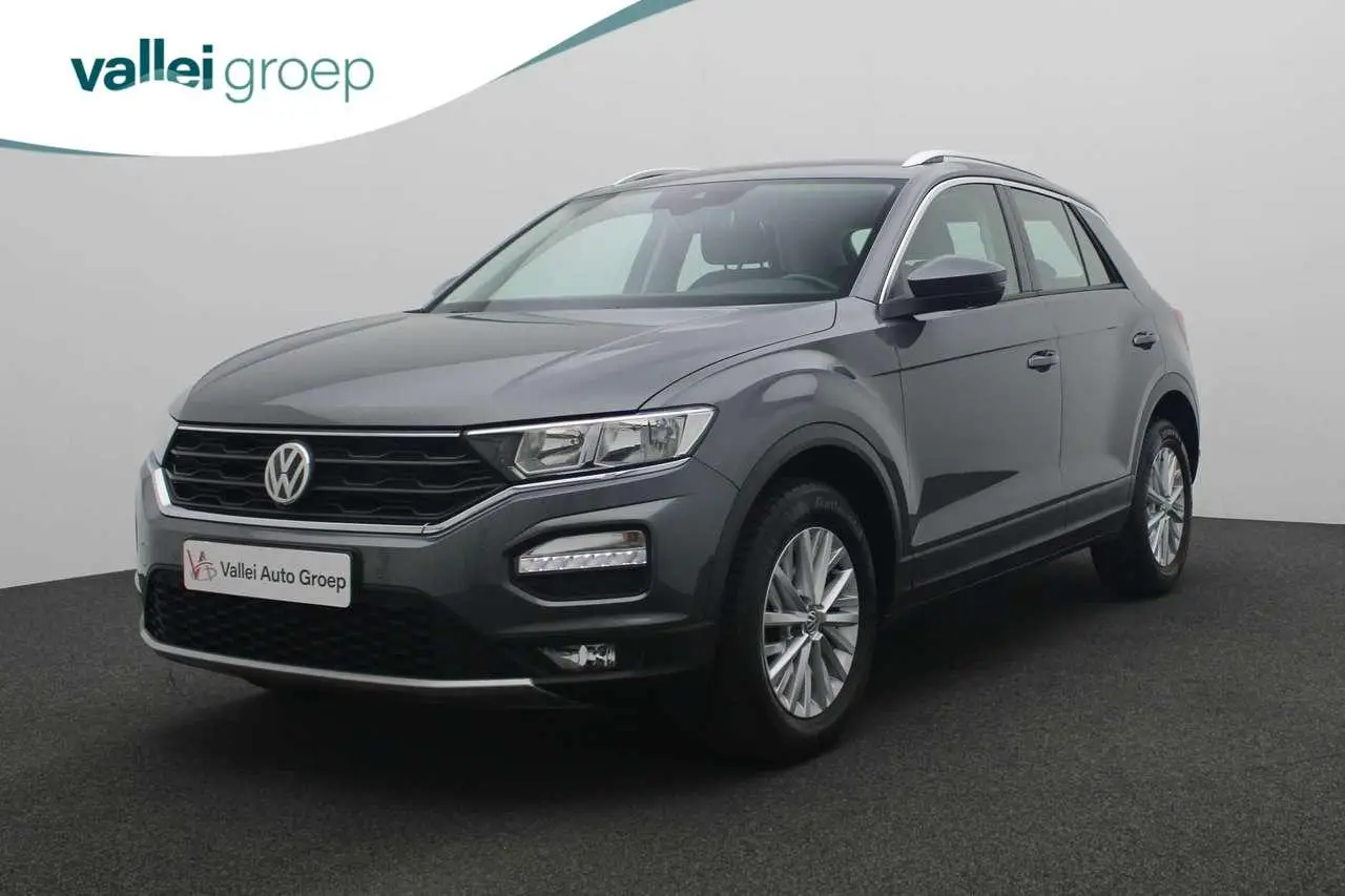 Photo 1 : Volkswagen T-roc 2018 Petrol