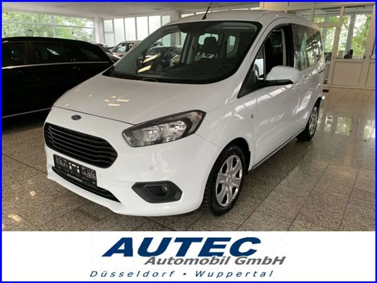 Photo 1 : Ford Tourneo 2019 Petrol