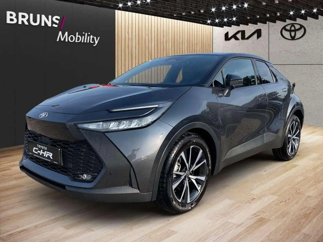 Photo 1 : Toyota C-hr 2024 Petrol