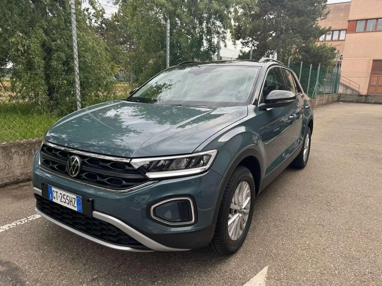 Photo 1 : Volkswagen T-roc 2024 Diesel