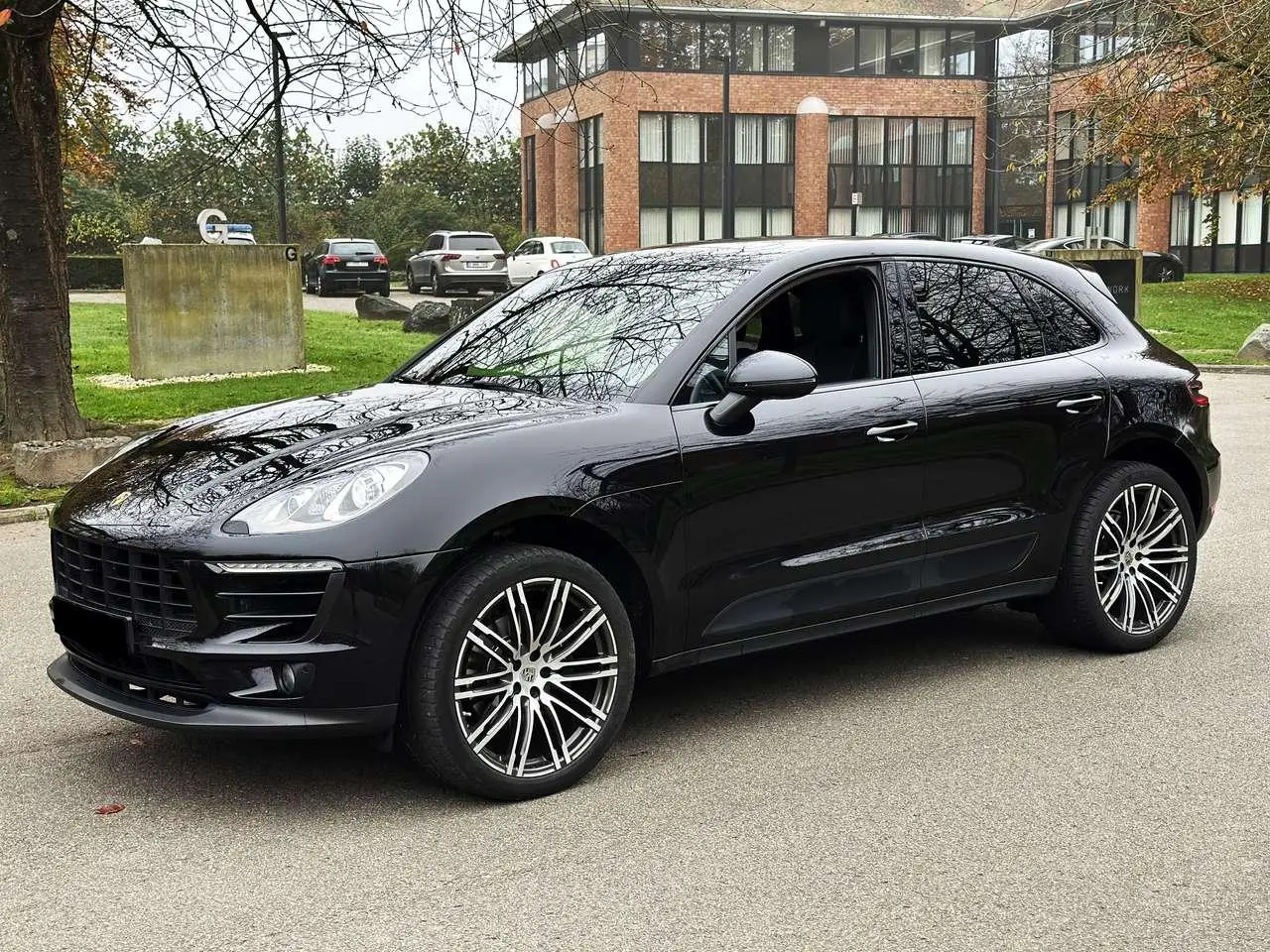 Photo 1 : Porsche Macan 2018 Essence