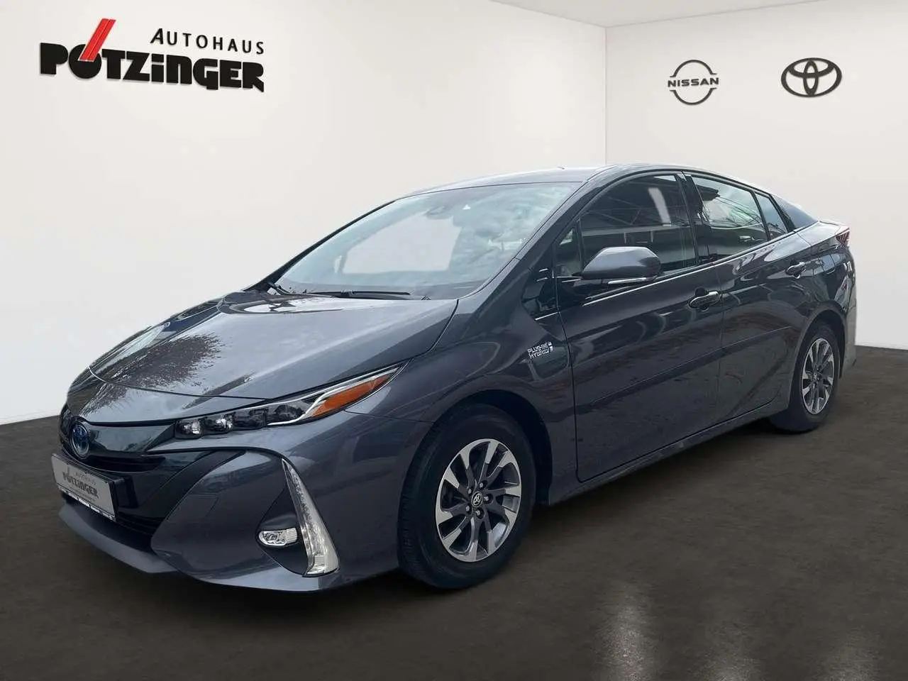 Photo 1 : Toyota Prius 2020 Hybride