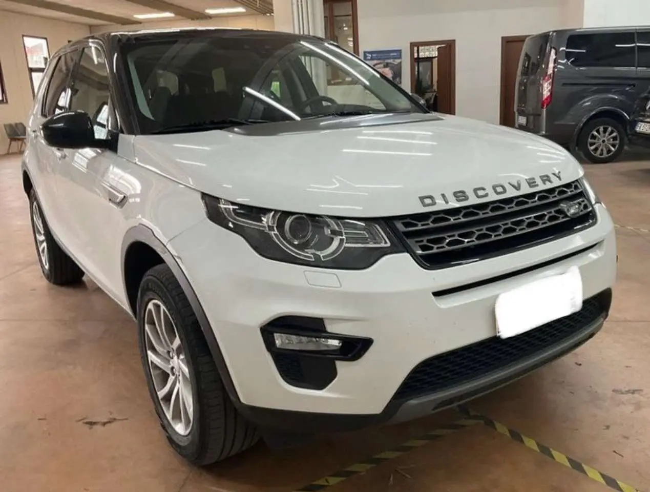 Photo 1 : Land Rover Discovery 2019 Diesel