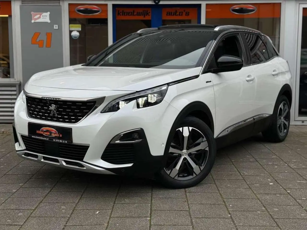 Photo 1 : Peugeot 3008 2017 Essence