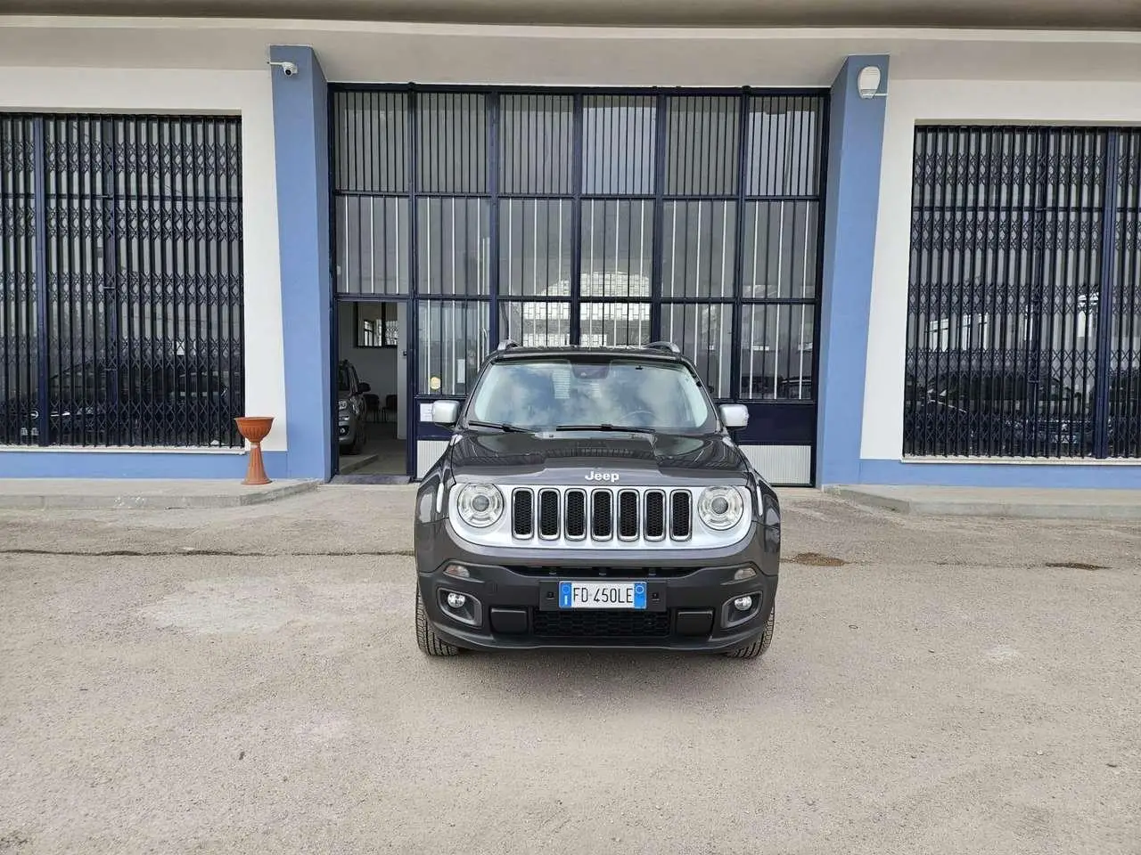 Photo 1 : Jeep Renegade 2016 Diesel