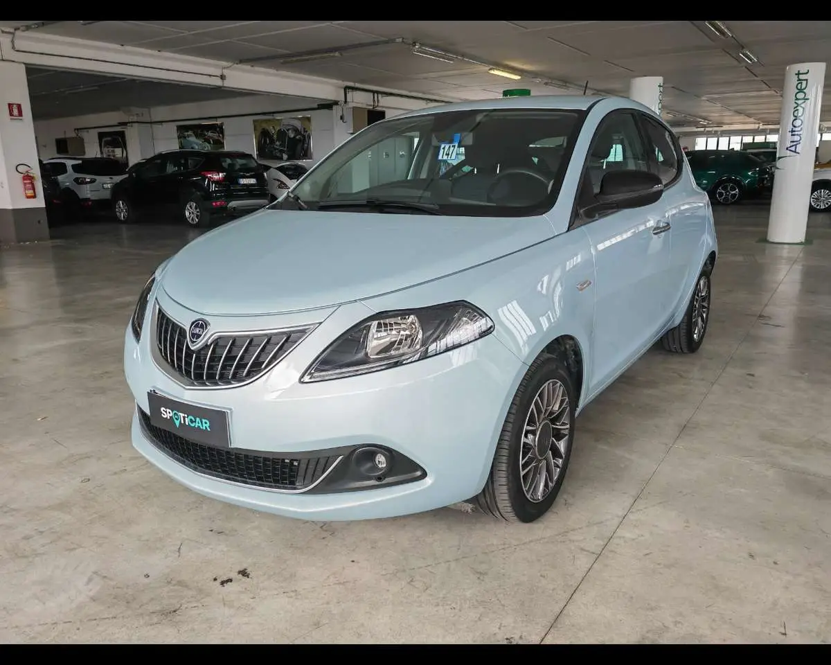 Photo 1 : Lancia Ypsilon 2023 Hybrid