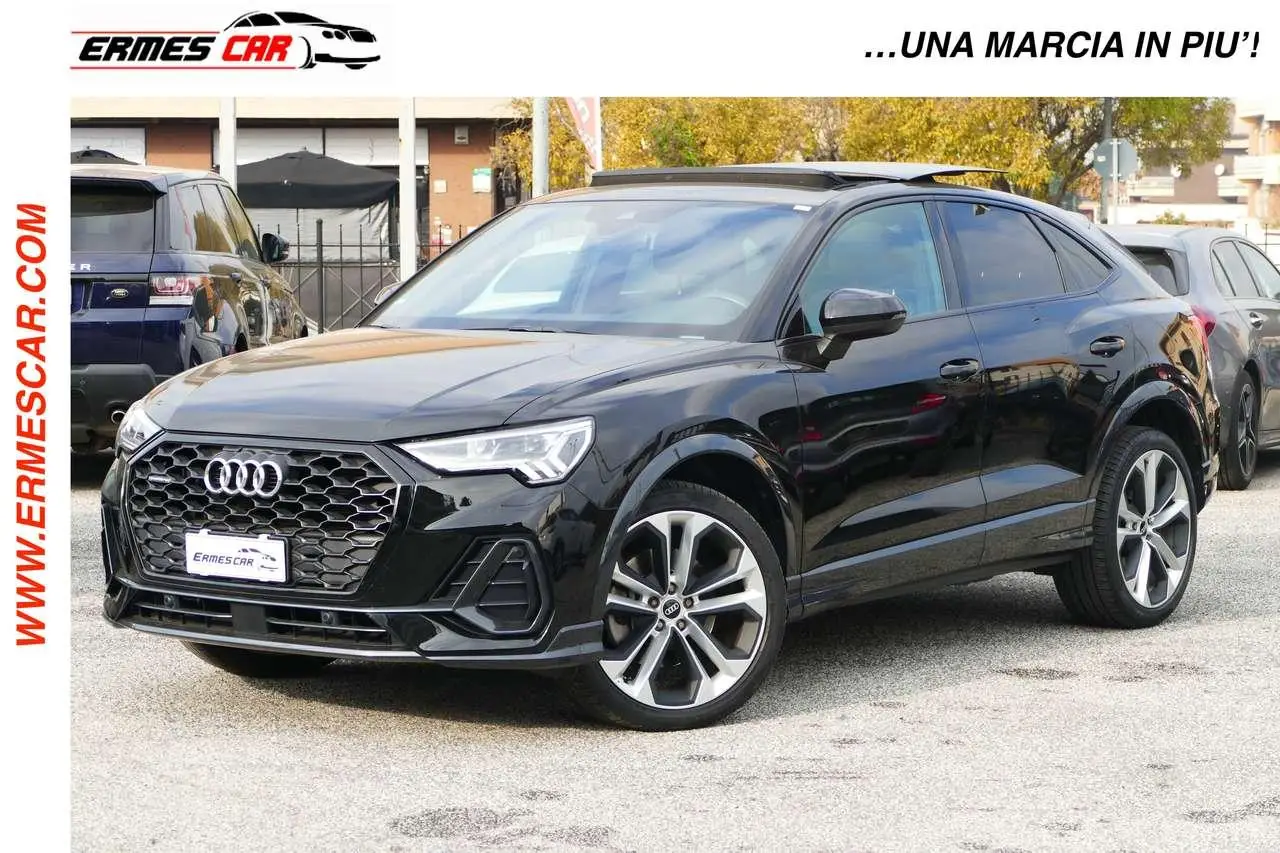 Photo 1 : Audi Q3 2020 Essence