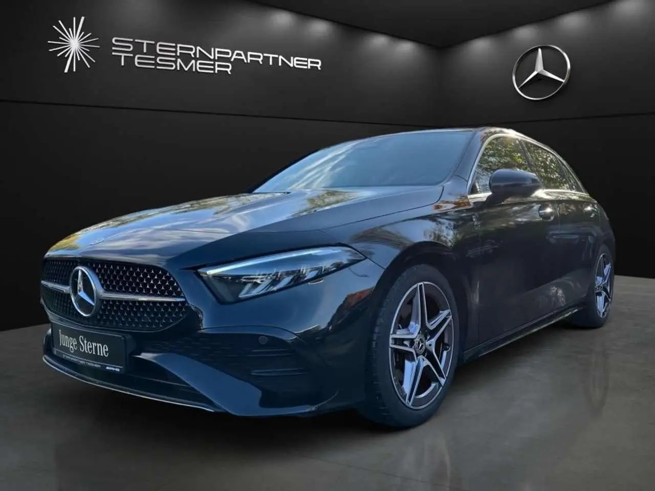 Photo 1 : Mercedes-benz Classe A 2023 Essence