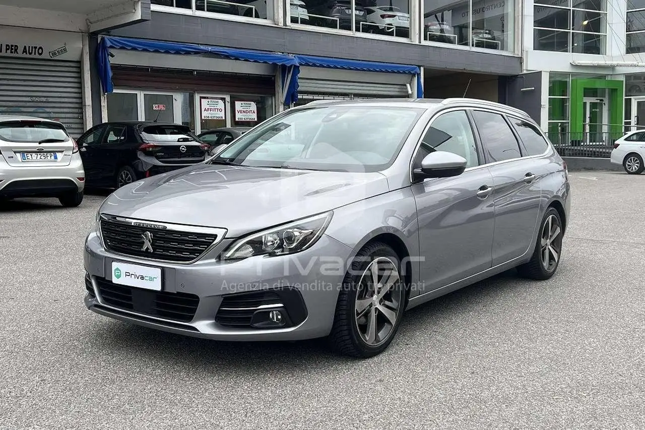 Photo 1 : Peugeot 308 2018 Diesel