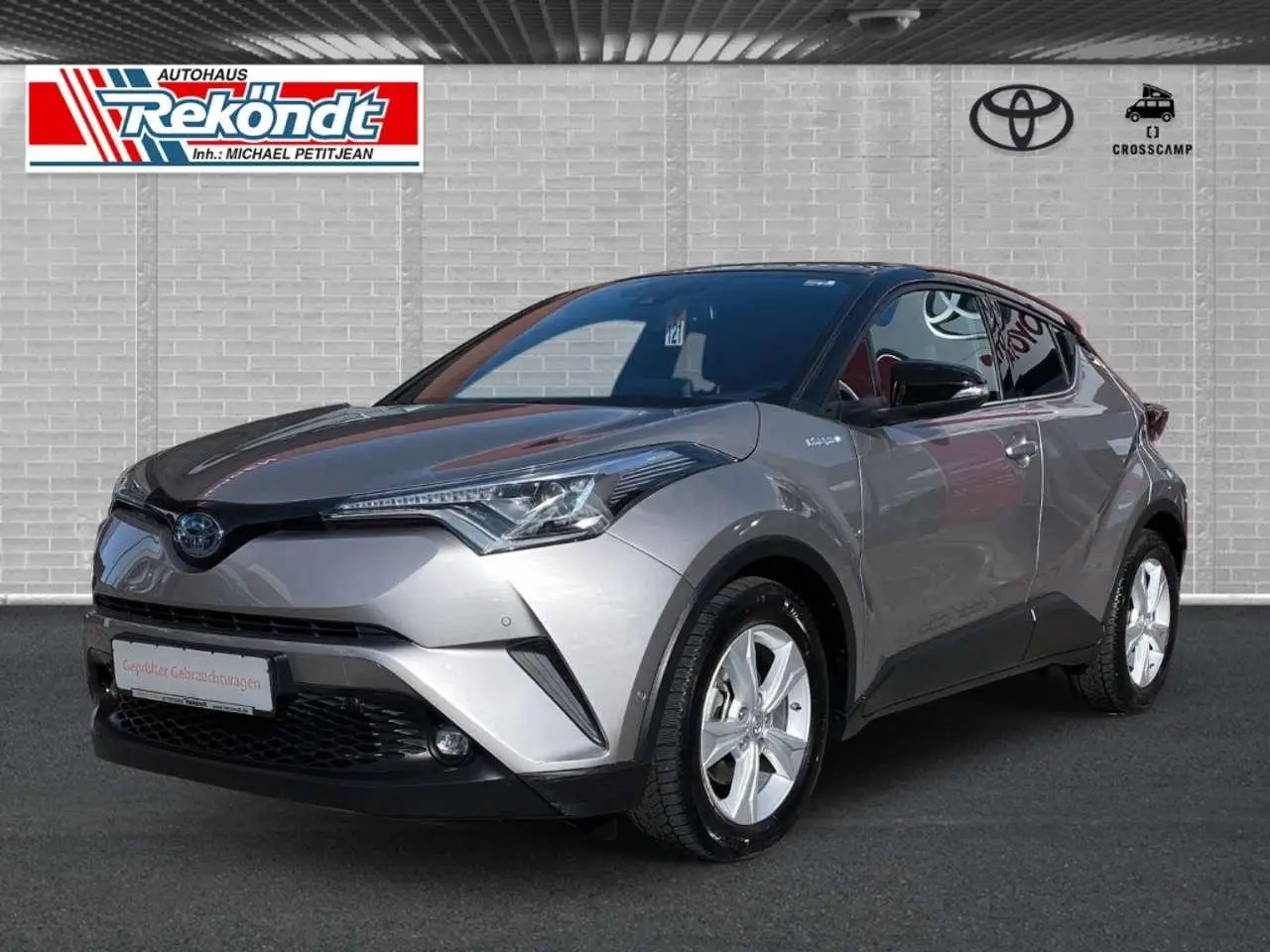 Photo 1 : Toyota C-hr 2017 Hybride