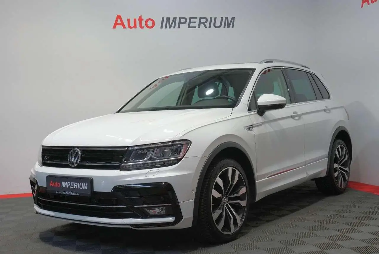 Photo 1 : Volkswagen Tiguan 2019 Essence