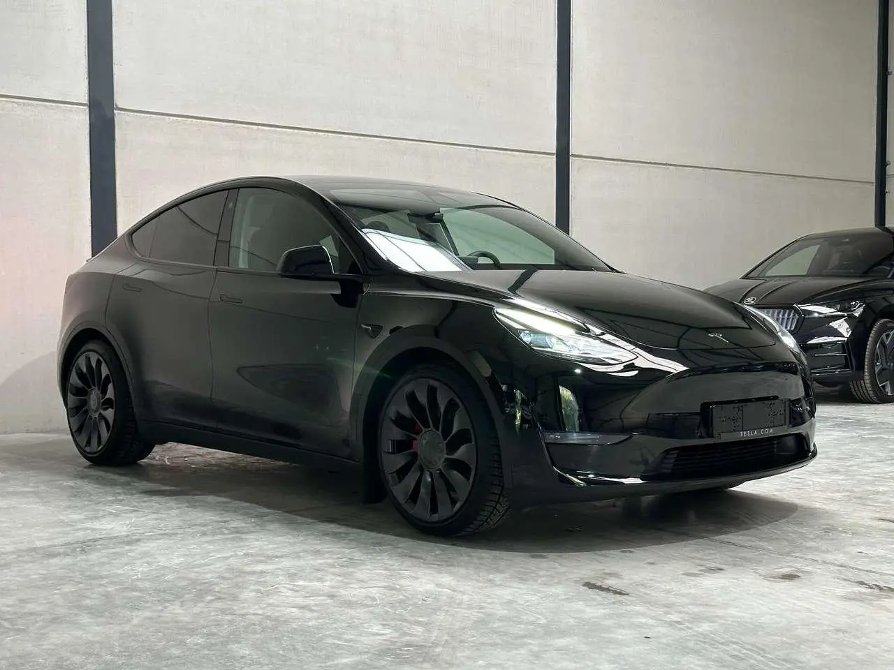 Photo 1 : Tesla Model Y 2022 Électrique