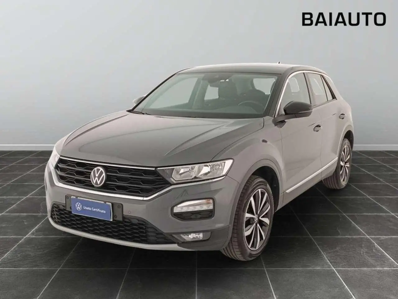 Photo 1 : Volkswagen T-roc 2021 Essence