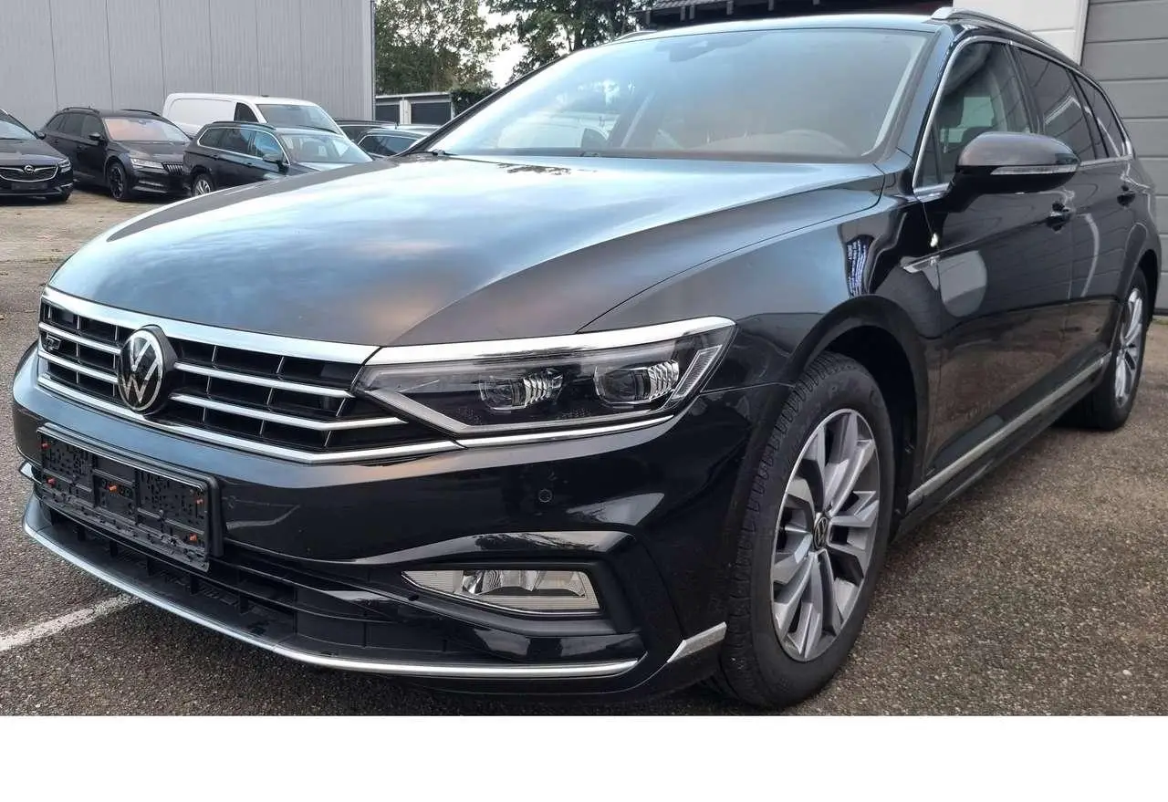 Photo 1 : Volkswagen Passat 2020 Diesel