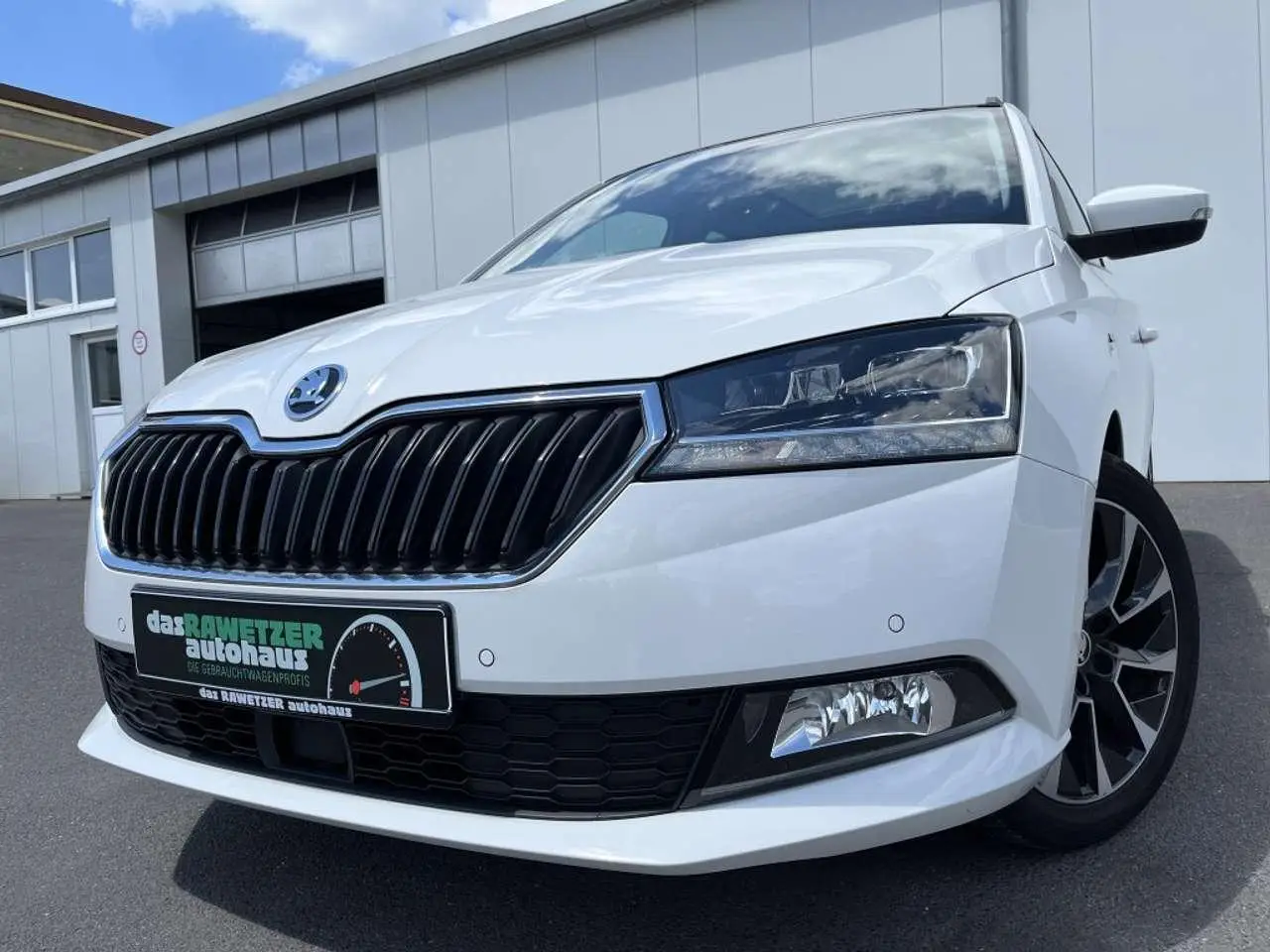 Photo 1 : Skoda Fabia 2021 Petrol