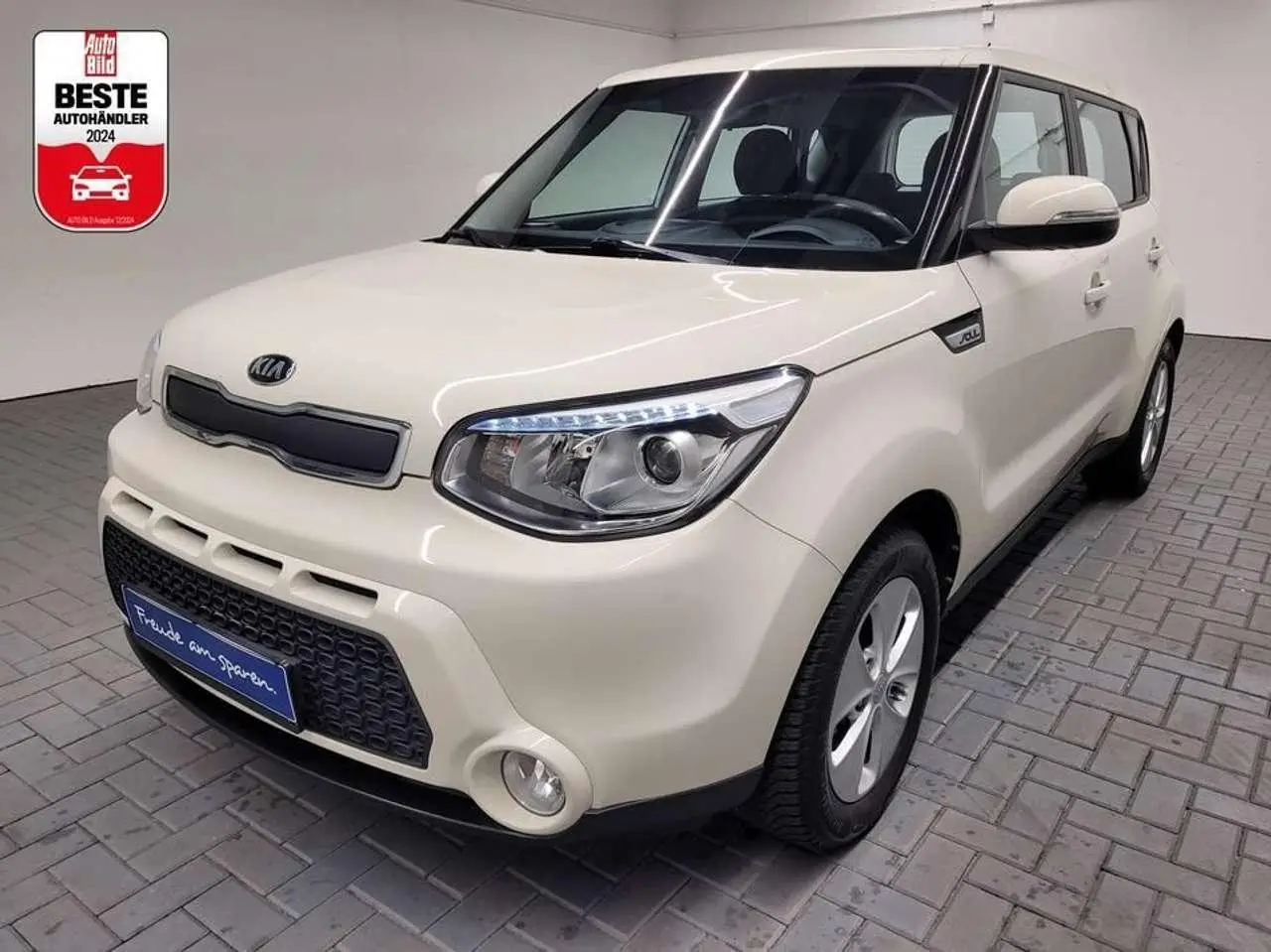 Photo 1 : Kia Soul 2015 Petrol