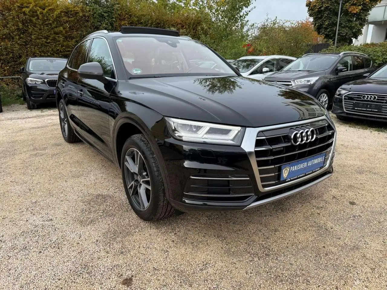 Photo 1 : Audi Q5 2020 Diesel