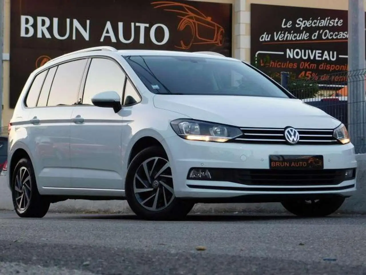 Photo 1 : Volkswagen Touran 2018 Diesel