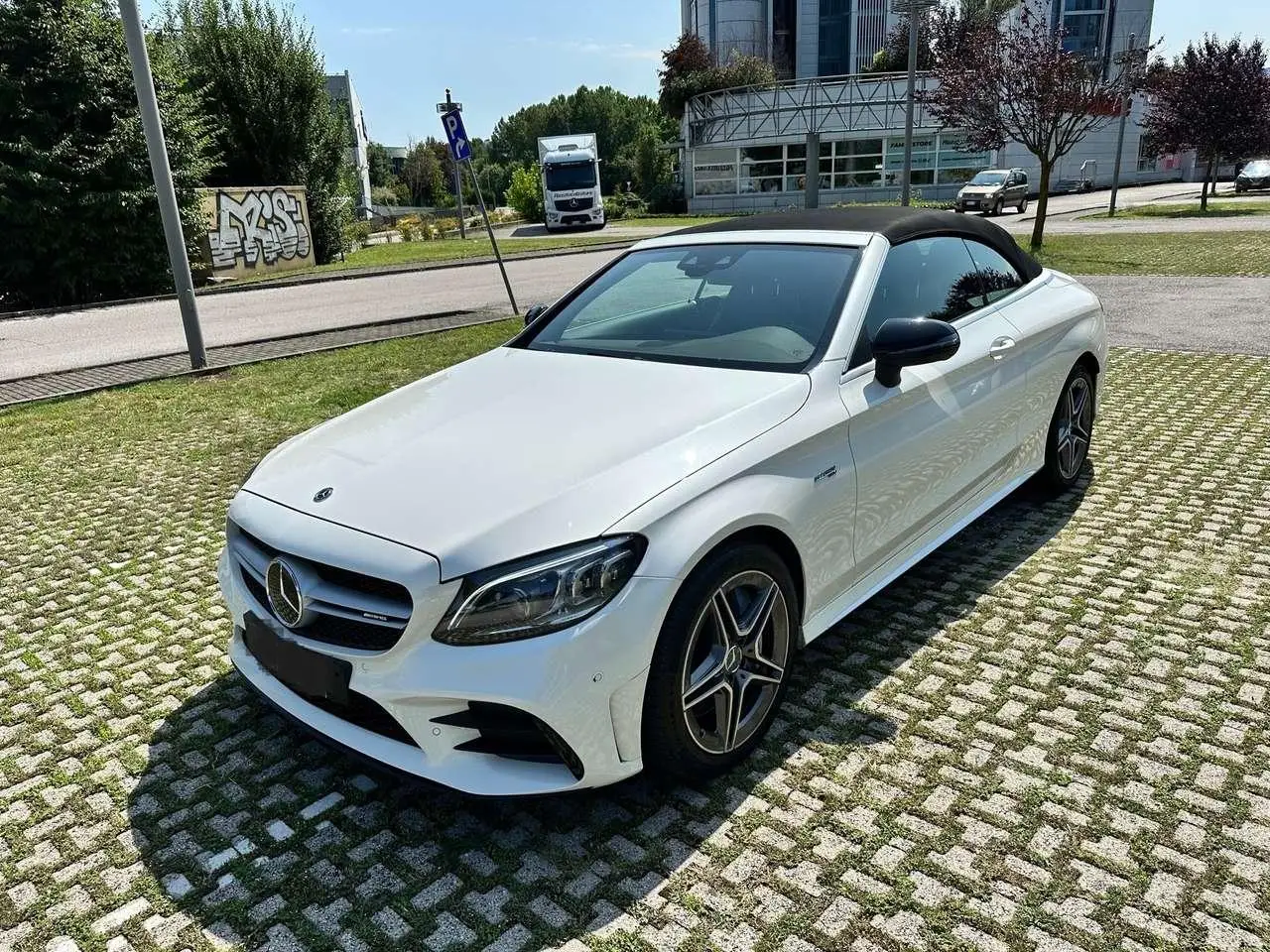 Photo 1 : Mercedes-benz Classe C 2018 Petrol