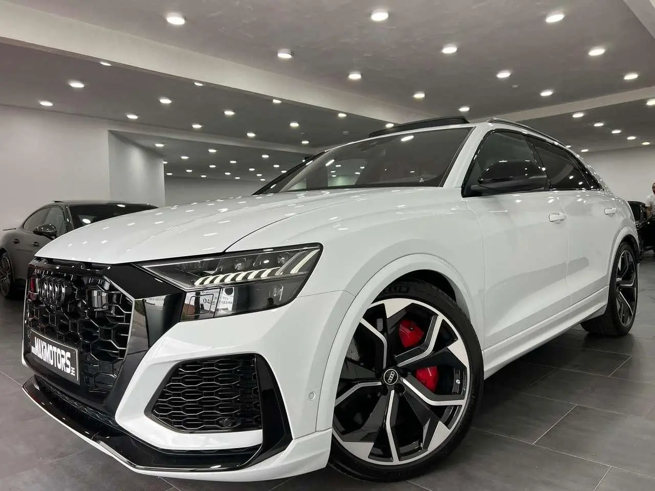 Photo 1 : Audi Rsq8 2021 Petrol