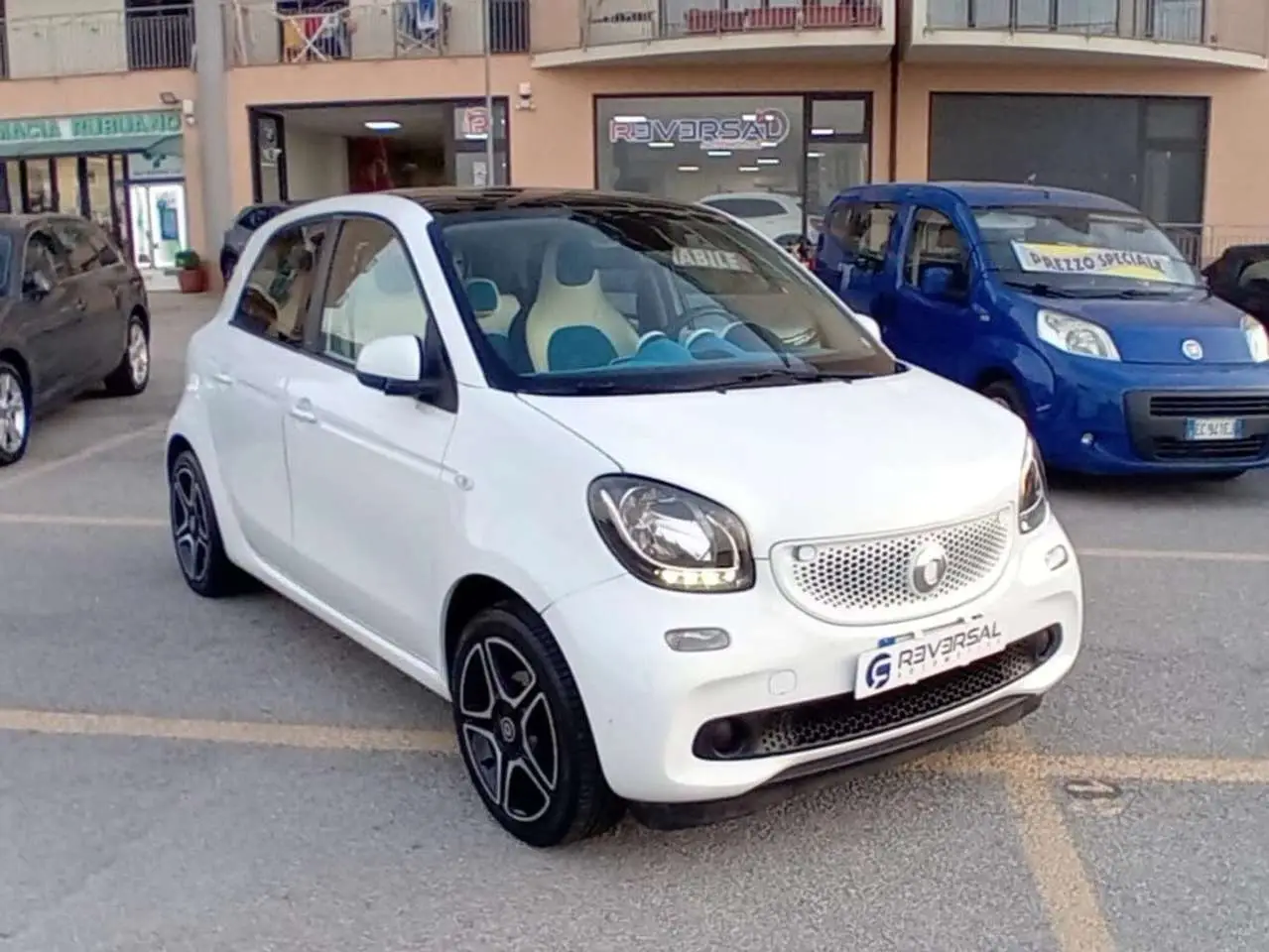 Photo 1 : Smart Forfour 2015 Essence