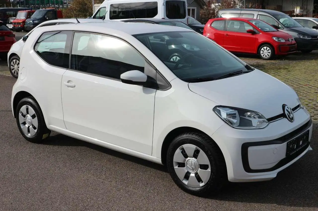 Photo 1 : Volkswagen Up! 2019 Petrol