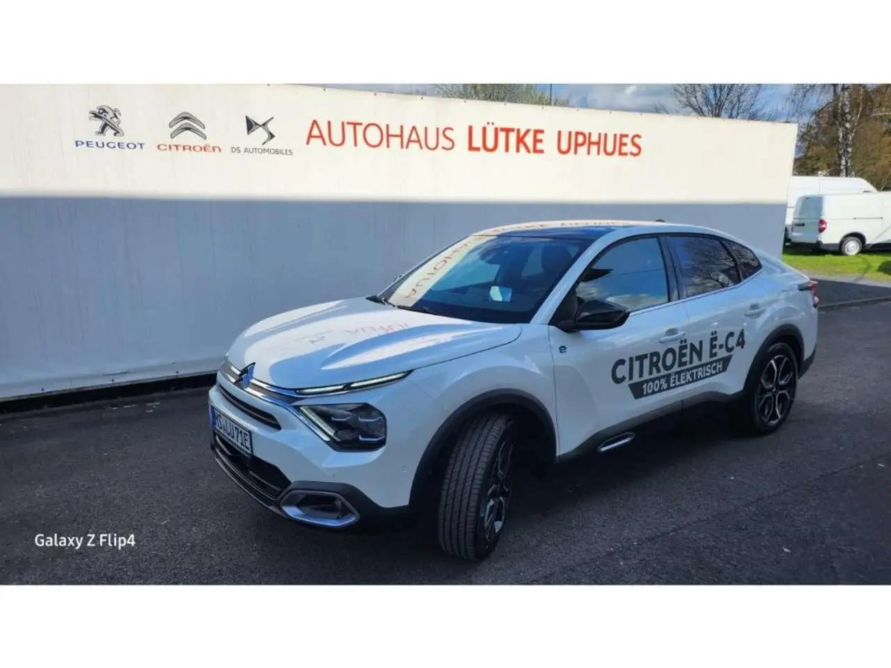 Photo 1 : Citroen C4 2023 Électrique