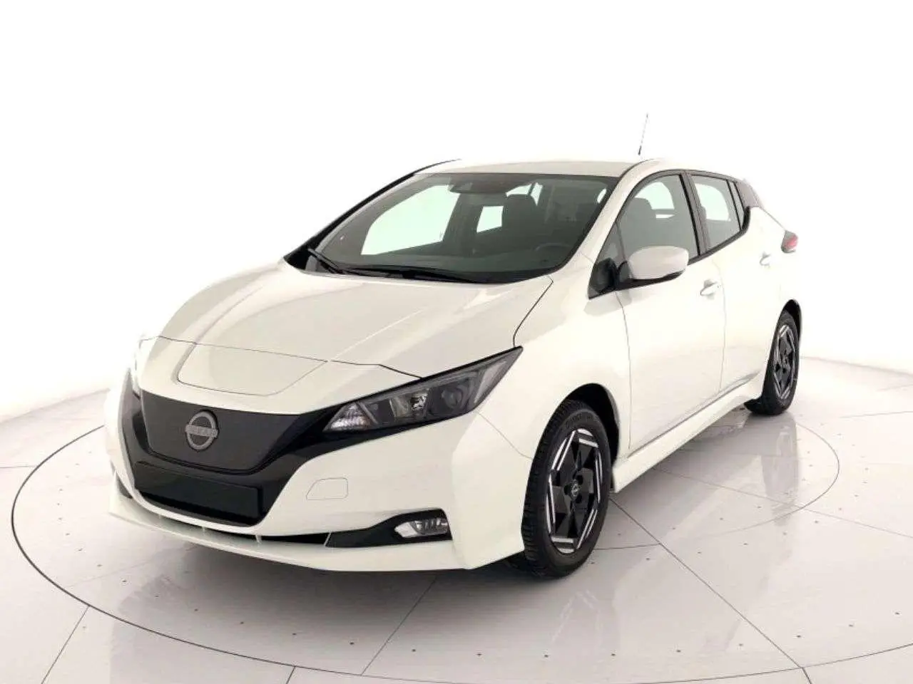 Photo 1 : Nissan Leaf 2023 Electric