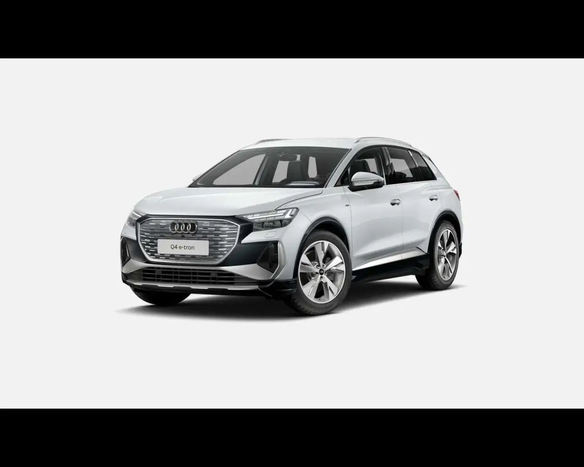 Photo 1 : Audi Q4 2024 Électrique