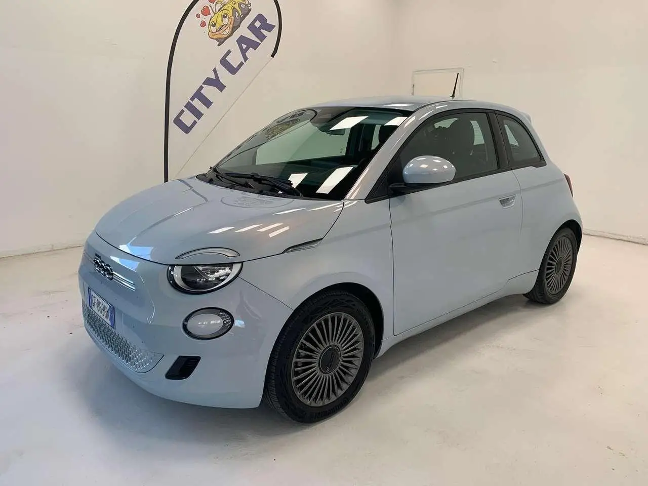 Photo 1 : Fiat 500 2021 Électrique