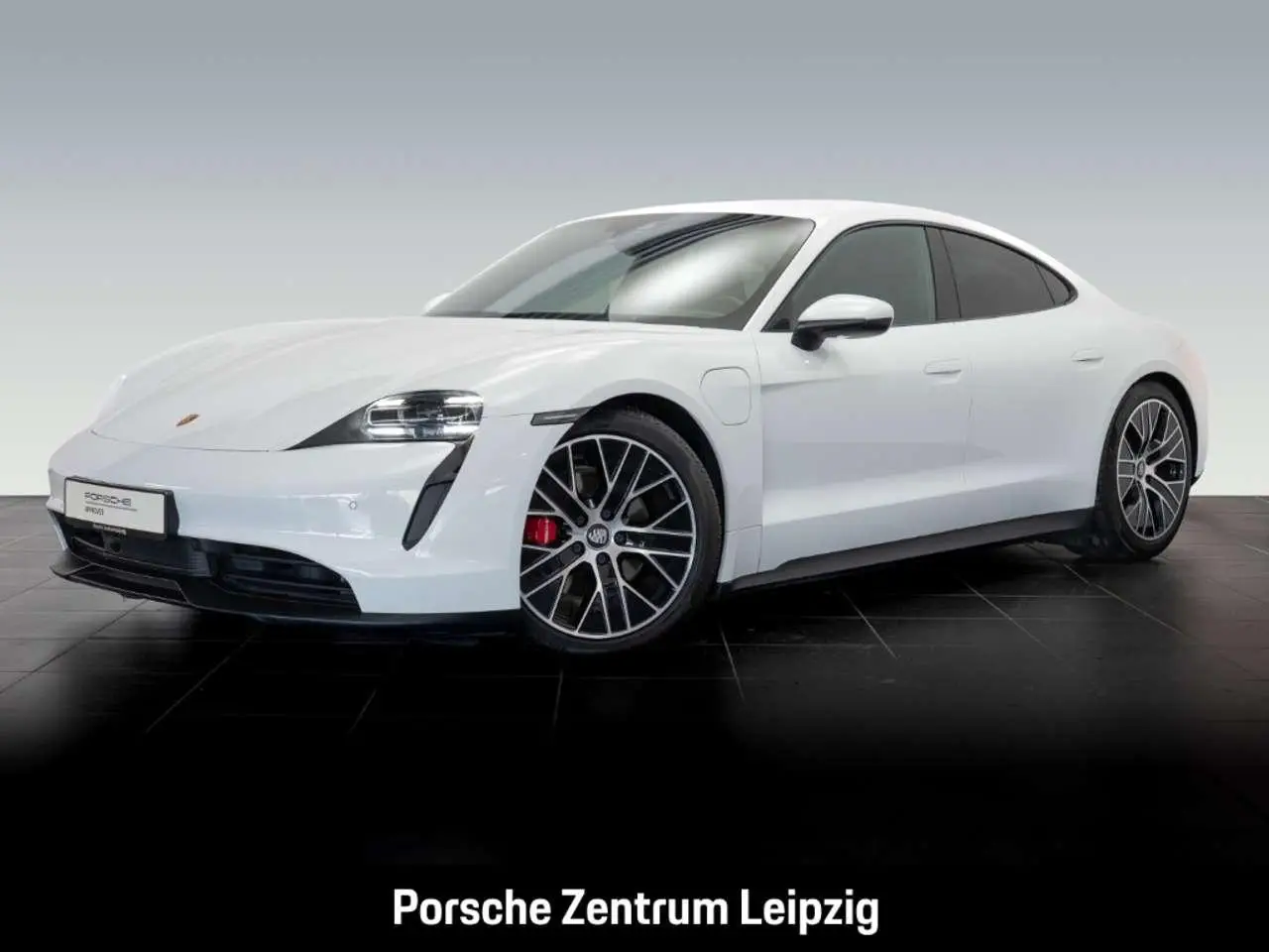 Photo 1 : Porsche Taycan 2021 Électrique