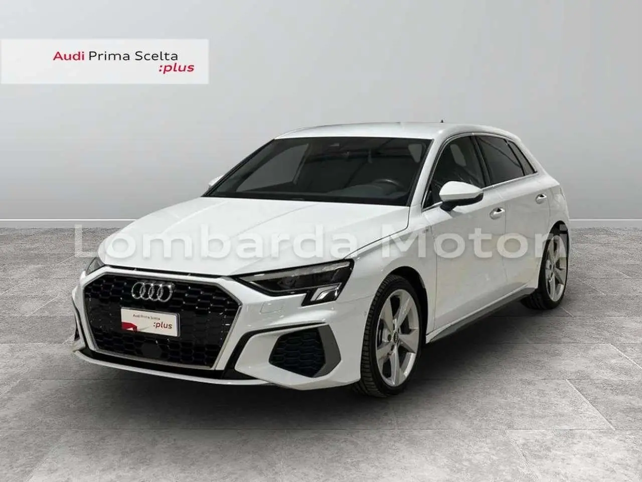 Photo 1 : Audi A3 2024 Diesel