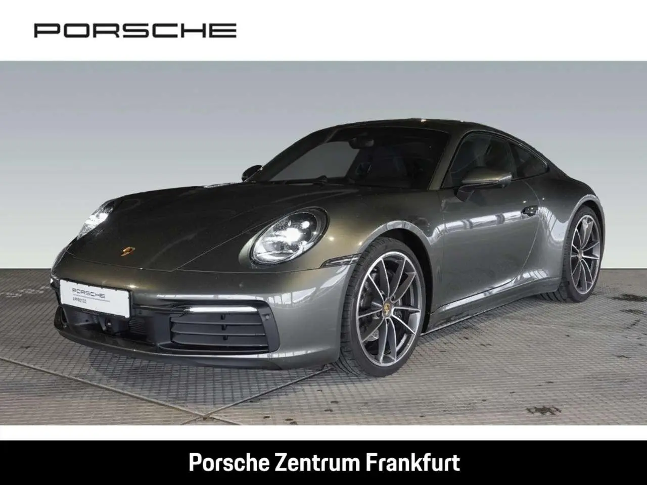 Photo 1 : Porsche 992 2020 Petrol