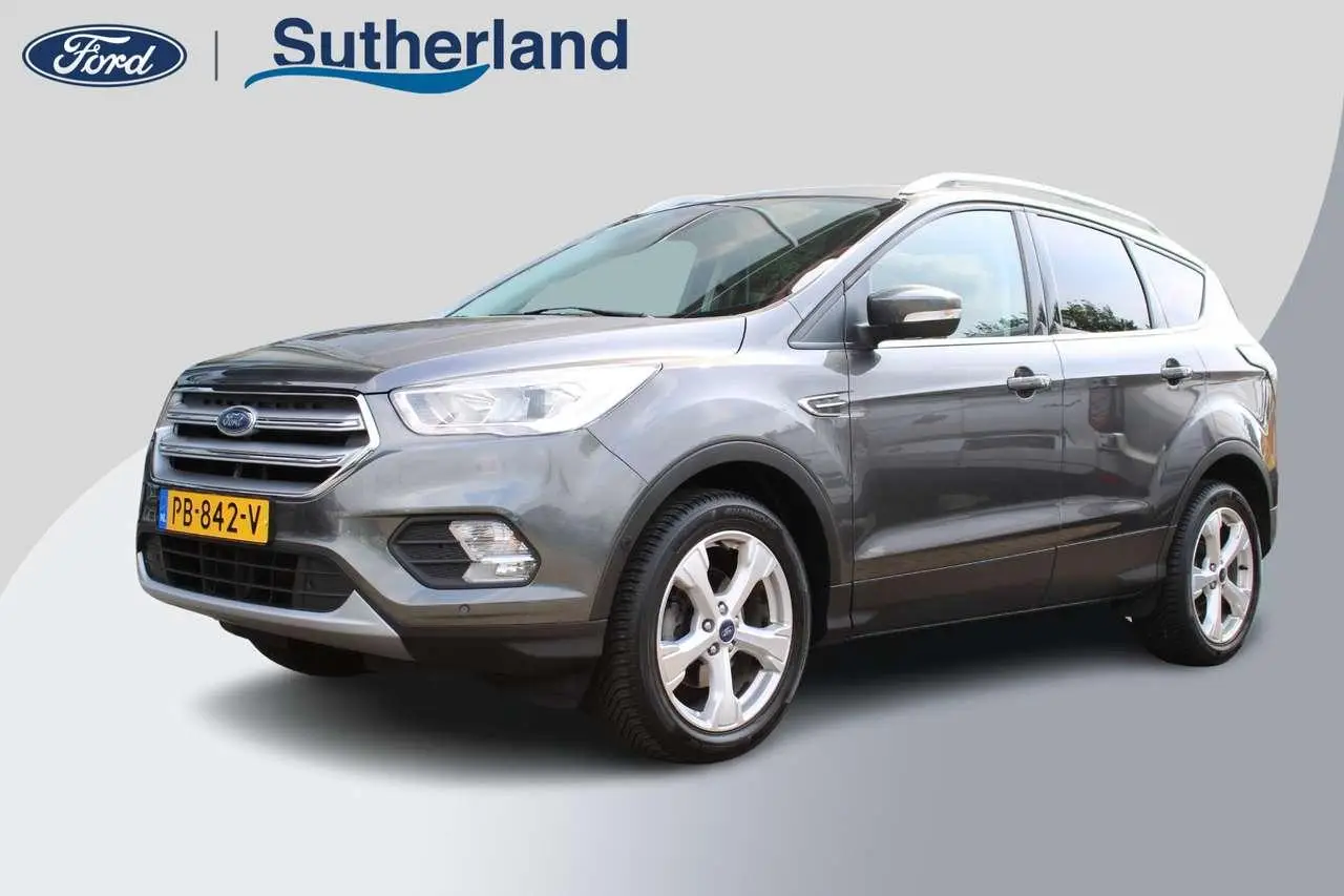 Photo 1 : Ford Kuga 2017 Petrol