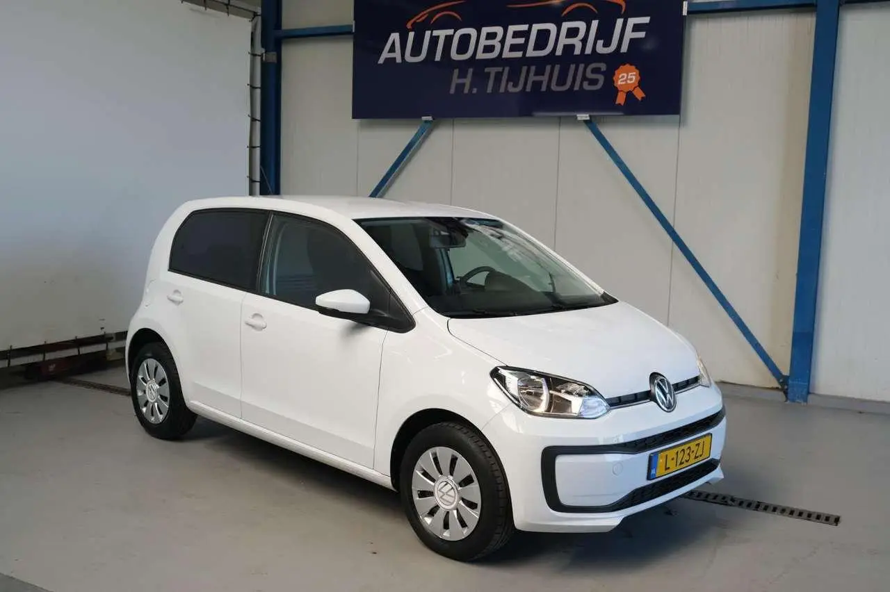 Photo 1 : Volkswagen Up! 2021 Essence