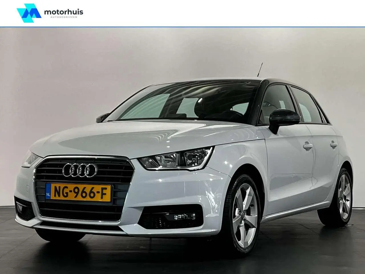 Photo 1 : Audi A1 2016 Petrol