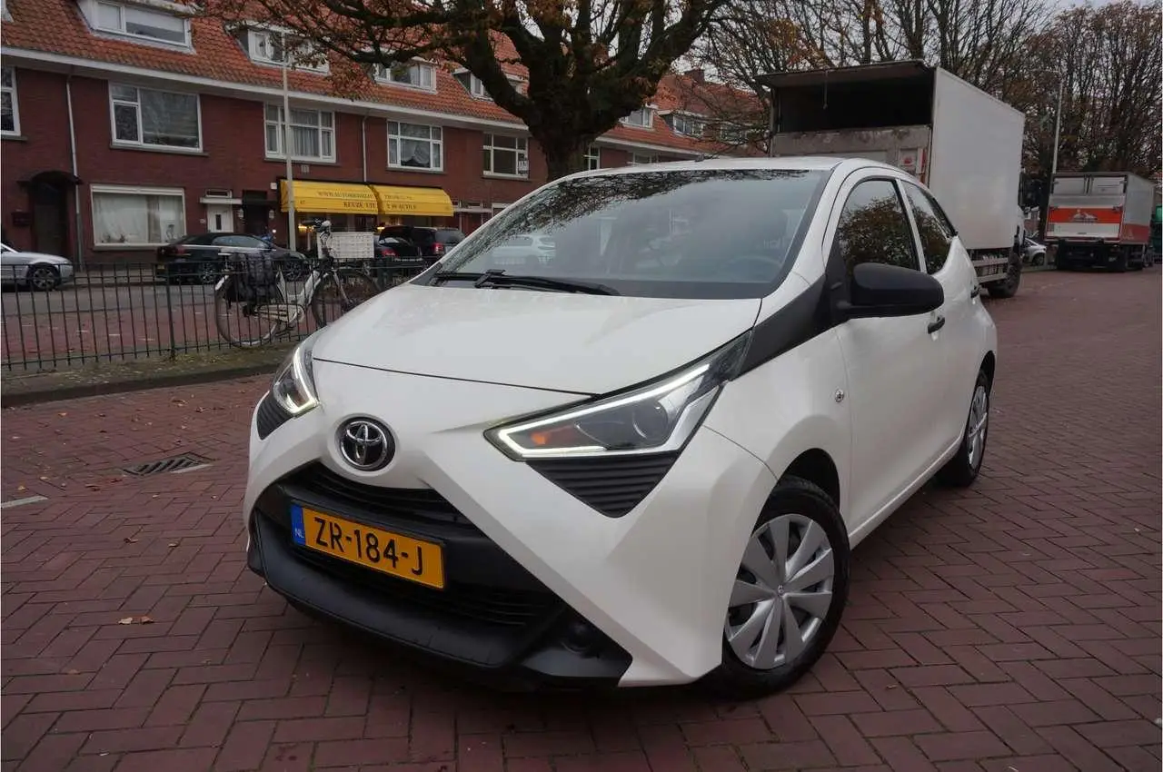 Photo 1 : Toyota Aygo 2019 Essence