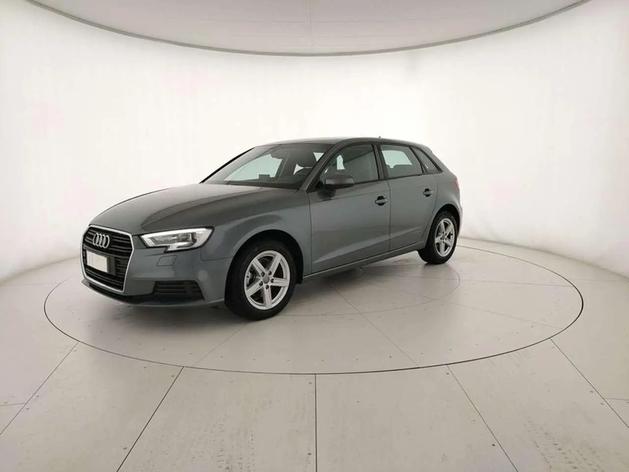 Photo 1 : Audi A3 2018 Diesel