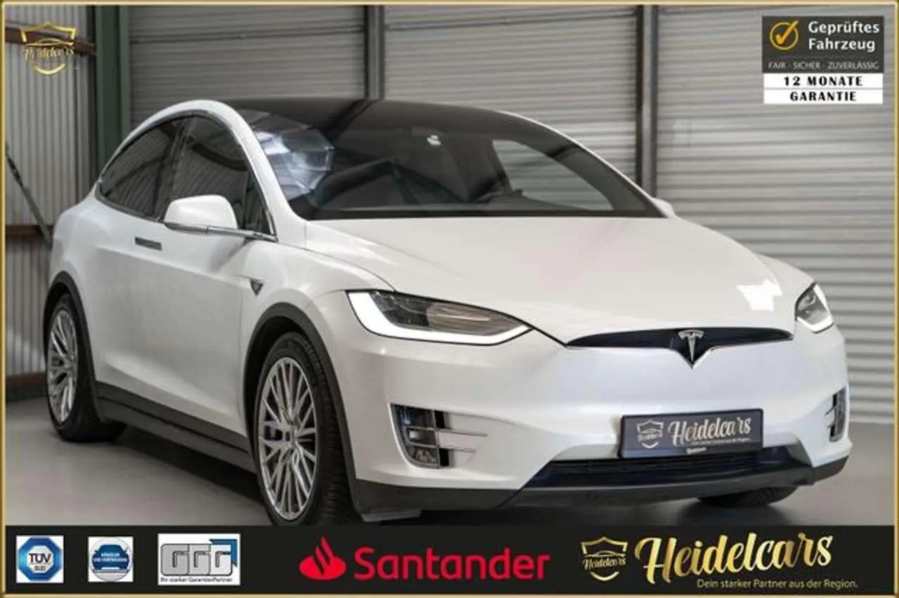 Photo 1 : Tesla Model X 2020 Électrique